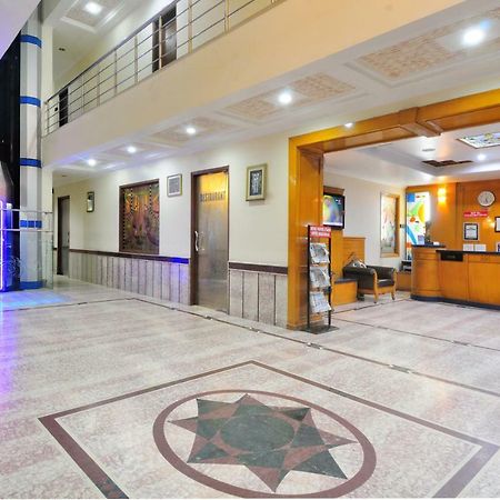 Hotel Maharaja Residency Джаландхар Екстериор снимка