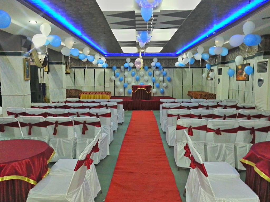 Hotel Maharaja Residency Джаландхар Екстериор снимка