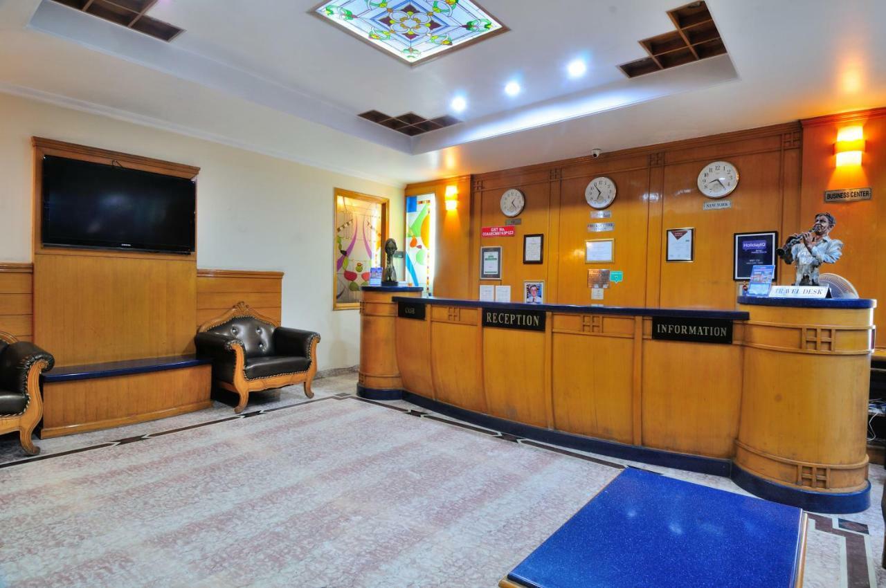 Hotel Maharaja Residency Джаландхар Екстериор снимка