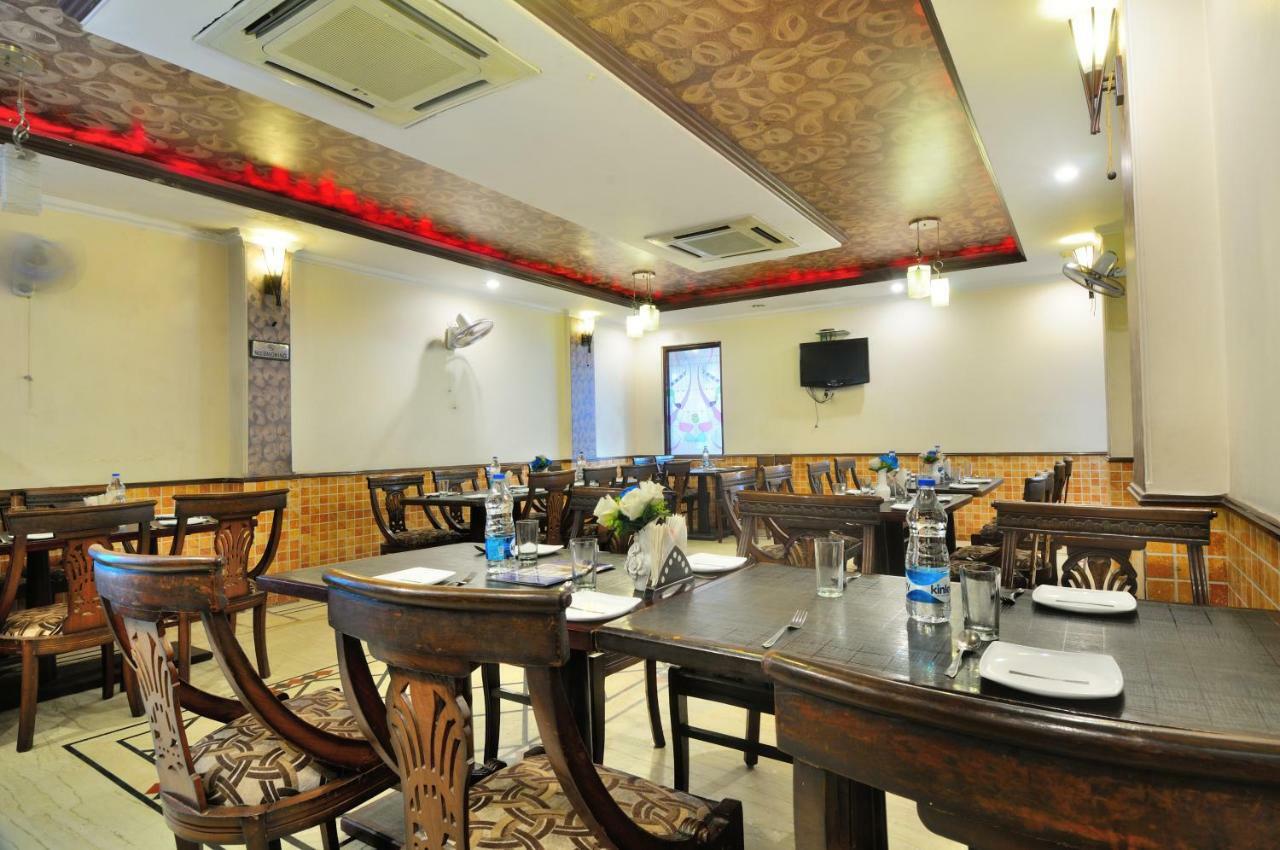 Hotel Maharaja Residency Джаландхар Екстериор снимка